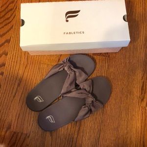 Brand new Fabletics foam sandals size 8